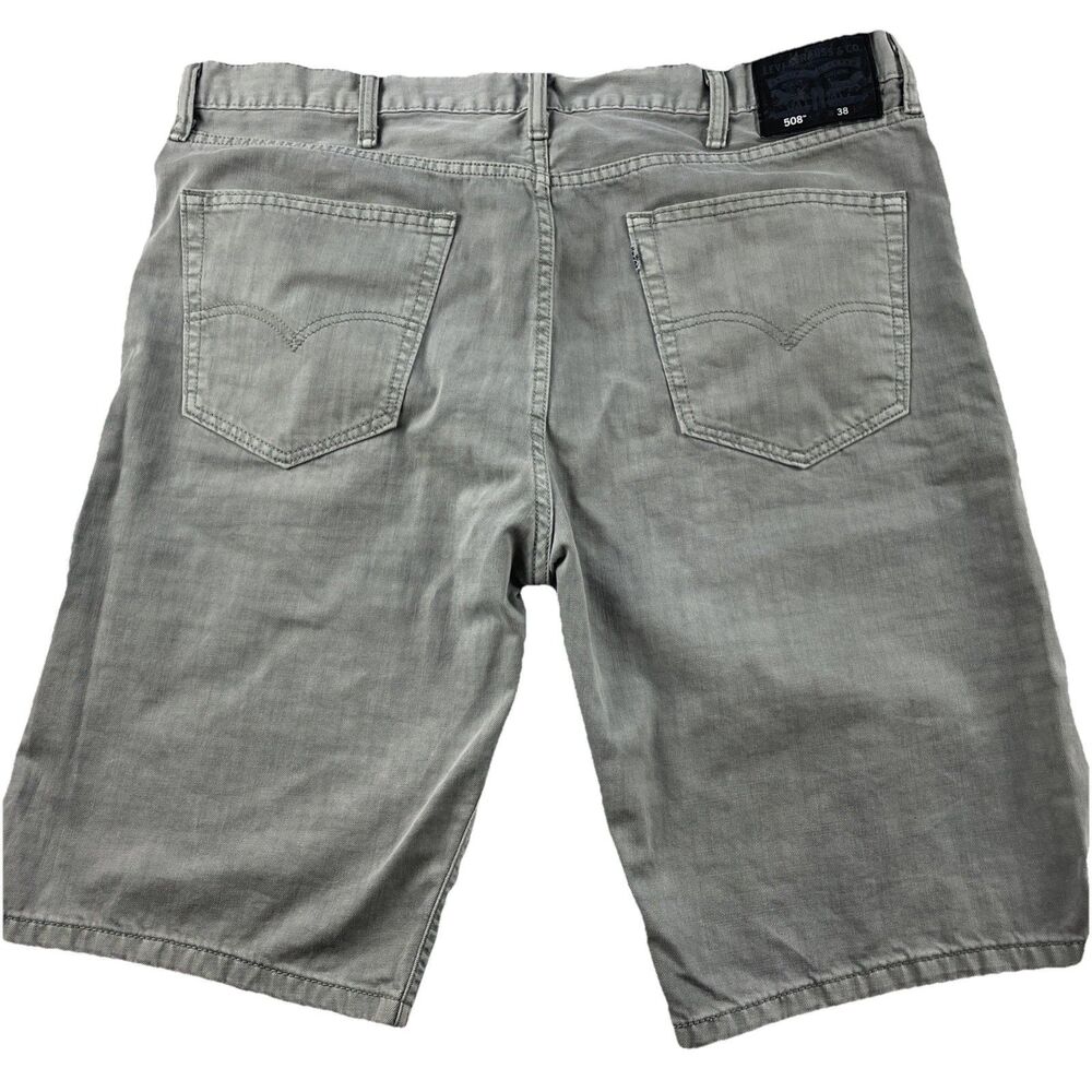 Levis 508 Jean Shorts Men’s Sz 38 Gray Straight Fit Denim Casual